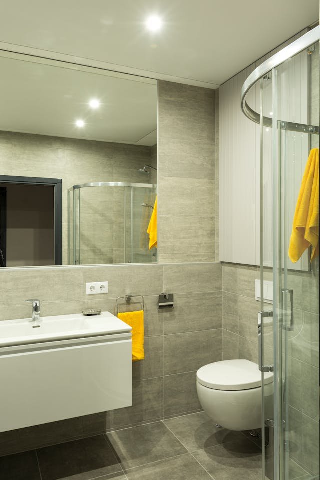 Finding the Perfect Bathtub: A Minimalist Guide to Showrooms Near You