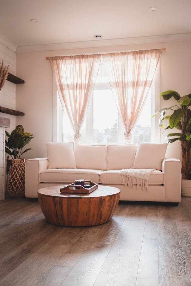 Laminate Flooring in Sacramento, CA: Comparing Options for Your Home Remodel