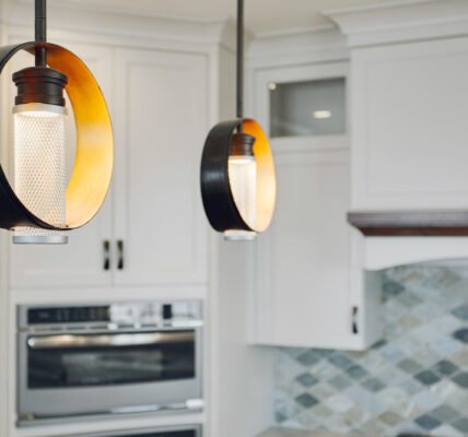 kitchen lighting installer